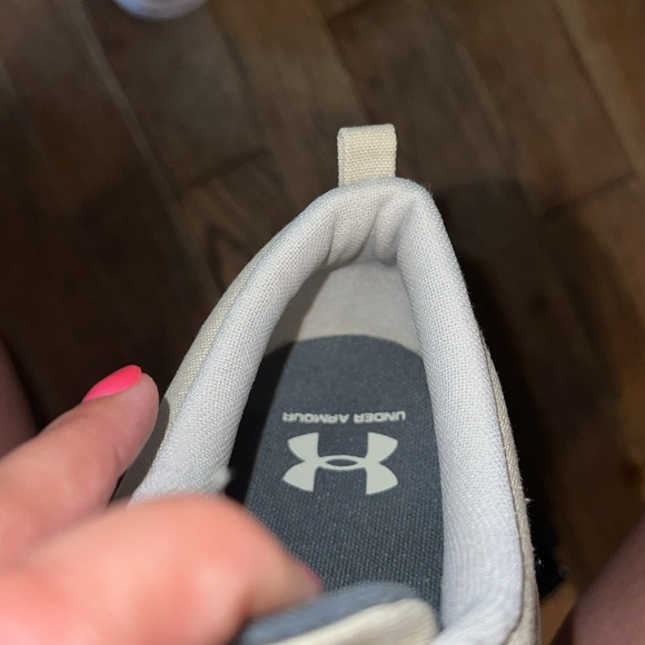 Under Armour Men’s Street Encounter Light Tan Sneakers - Picture 8 of 10